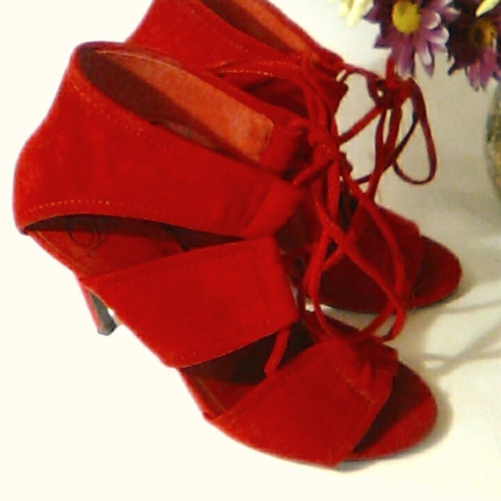 Heart in D Red Vegan Heels